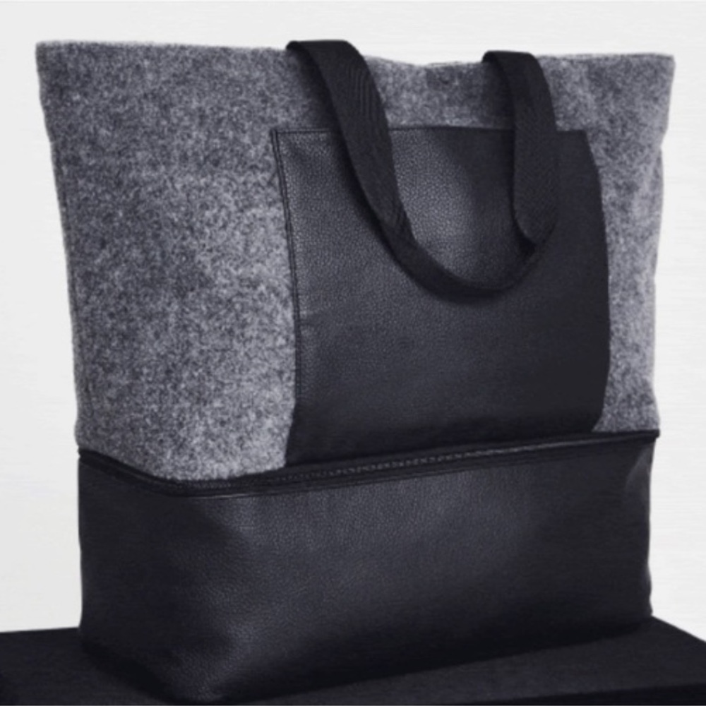 DSW Faux Wool / Pebble Leather Large Tote (Gray/Black) SET OF TWO - Picture 3 of 3